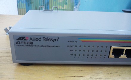 Некерований комутатор (світч) Fast Ethernet 10/100BASE-TX «Allied Telesyn . . фото 4