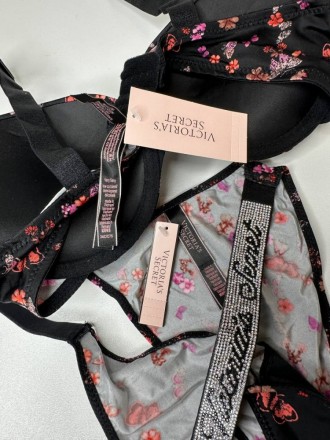 
 
 Комплект Victoria's Secret 18830 черный с цветами
90% полиамид/ 10% эластан
. . фото 4