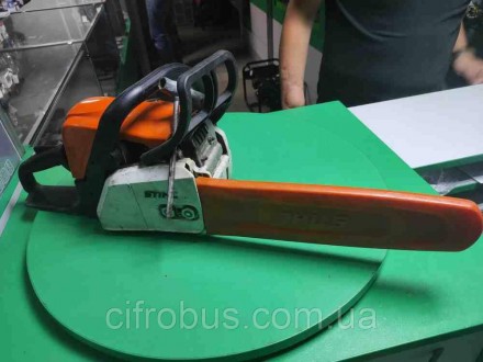 Одна з найпопулярніших моделей серед бензопил STIHL MS 180 помітно виділяється п. . фото 2