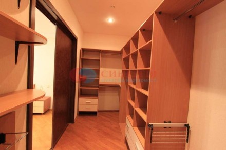 3-комнатная квартира, 162.00 кв.м. . фото 7 вул. Панаса Мирного 10,
ЖК Введенський,
Печерський р-н.
* Площа 162/100/20 к. . фото 7