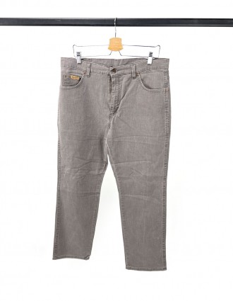 Джинси оригінальні Wrangler, сірі, уцінка, Розмір W36 L30,. Луцк. фото 1 Джинси оригінальні Wrangler, сірі, уцінка, Розмір W36 L30,. Луцк. фото 1