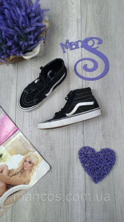 Кеды высокие для мальчика Vans Old School замшевые черного цвета.
Vans известен . . фото 2