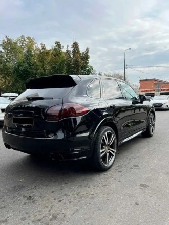 Porsche Cayenne — это изысканный внедорожник, который объединяет в себе вы. . фото 5