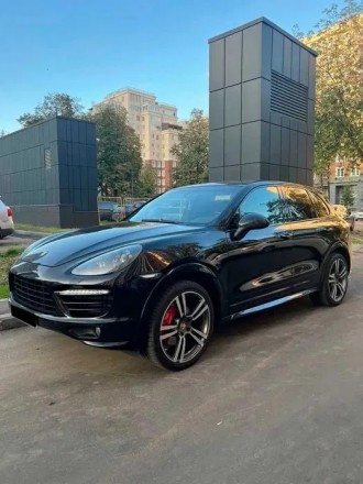 Porsche Cayenne — это изысканный внедорожник, который объединяет в себе вы. . фото 6