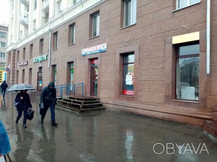 Сдам в аренду торговое помещение 103,4 кв на площади Вокзальной 1. Общая площадь. . фото 1