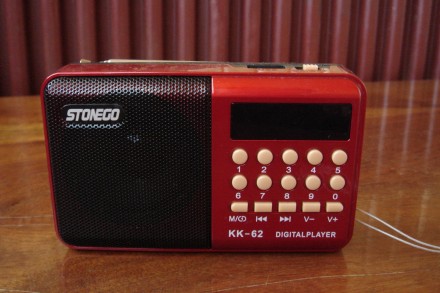 Радіоприймач портативний STONEGO FM радіо плеєр USB TF колонка приймач. Киев. фото 1 Радіоприймач портативний STONEGO FM радіо плеєр USB TF колонка приймач. Киев. фото 1