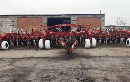 Посівний комплекс BOURGAULT 3310 з бункером 6350. Суми. фото 1 Посівний комплекс BOURGAULT 3310 з бункером 6350. Суми. фото 1