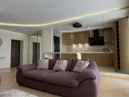 3-комнатная квартира, 108.00 кв.м. . фото 2 Продаж сучасної, стильної 3-кімн квартири по вул Краківській 15/17 (до ст м Черн. . фото 2
