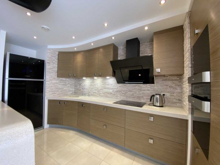 3-комнатная квартира, 108.00 кв.м. . фото 4 Продаж сучасної, стильної 3-кімн квартири по вул Краківській 15/17 (до ст м Черн. . фото 4