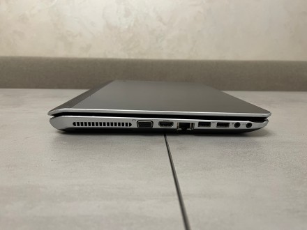 Ноутбук HP DV6 на деталі, матриця, корпус, батарея, клавіатура та інше

Матери. . фото 6