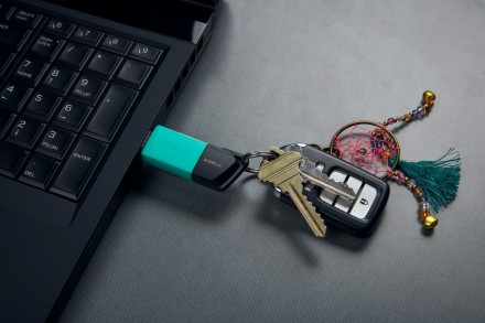 Накопичувач DataTraveler Exodia компанії Kingston забезпечує продуктивність USB . . фото 10