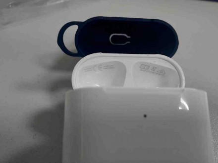 Кейс для наушников AirPods A1602
Внимание! Комиссионный товар. Уточняйте наличие. . фото 5