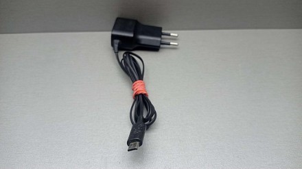 СЗУ Micro USB
Внимание! Комиссионный товар. Уточняйте наличие и комплектацию у м. . фото 3