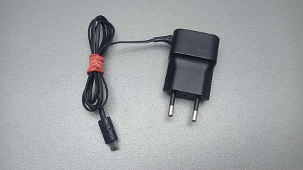 СЗУ Micro USB
Внимание! Комиссионный товар. Уточняйте наличие и комплектацию у м. . фото 4