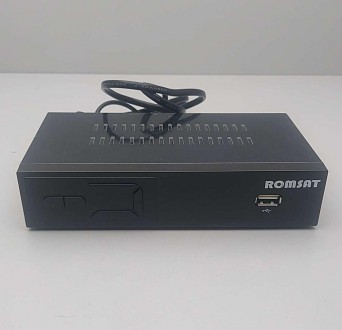 Цифровий ефірний DVB-T2 приймач Romsat T-8030HD Smart Edition — це пристрій для . . фото 2