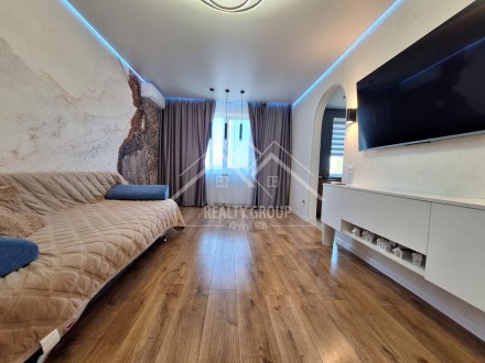 Продаж чудової 3к квартири та додатковим опаленням по вул. Тинка. Кривий Ріг. фото 1 Продаж чудової 3к квартири та додатковим опаленням по вул. Тинка. Кривий Ріг. фото 1