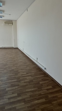  
ремонт 50/50 
Свет комерция 
туалет на этаже 
. . фото 6