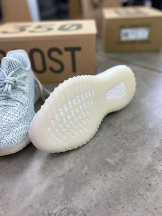 
 Adidas Yeezy Boost 350 Cloud White V2
Производитель Китай 
Материал Текстиль 
. . фото 4