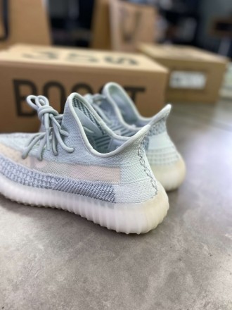 
 Adidas Yeezy Boost 350 Cloud White V2
Производитель Китай 
Материал Текстиль 
. . фото 5