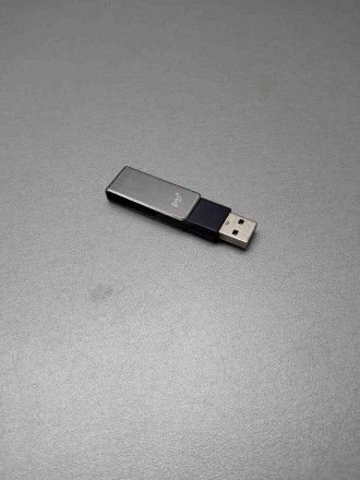 Флешка USB 4Gb — пам'яткий пристрій, що використовує як носій флешпам'ять, і під. . фото 2