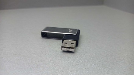 Флешка USB 4Gb — пам'яткий пристрій, що використовує як носій флешпам'ять, і під. . фото 8