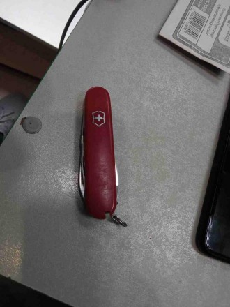 Отличный перочинный нож Victorinox Tourist (0.3603) по достоинству оценили уже м. . фото 2