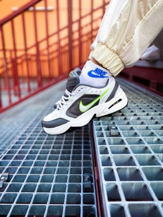 Кроссовки мужские белые Nike Air Monarch 
Белые крутые спортивные кроссовки Найк. . фото 2