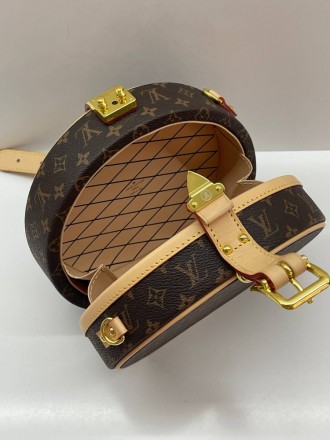 
 
 Женская сумка Louis Vuitton Boite Chapeau Monogram , выполнена из натуральны. . фото 7