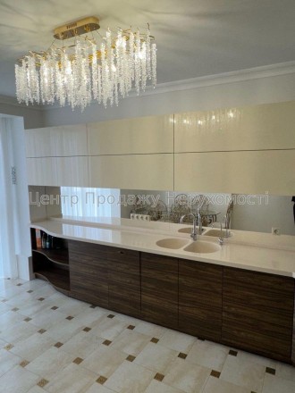 2-комнатная квартира, 73 м.кв.. Киев. фото 1 2-комнатная квартира, 73 м.кв.. Киев. фото 1