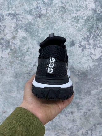 Кроссовки мужские черные Nike ACG Black White
Мужские кроссовки Nike ACG Mountai. . фото 3