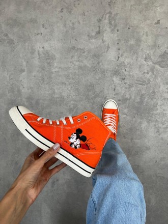 Кеды женские оранжевые Converce High Mickey Mouse Orange
Женские кеды Конверс с . . фото 7