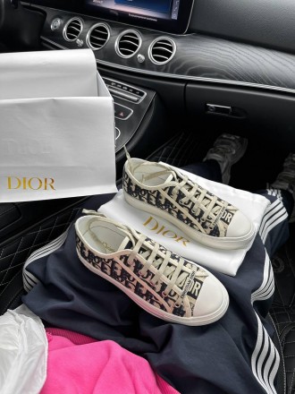 Кеды женские черно-белые Dior Low Logo White Black
Шикарная женская обувь Диор в. . фото 9