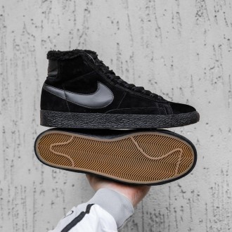 Кроссовки зимние мужские черные Nike Blazer Black
Мужские зимние кроссовки Nike . . фото 5