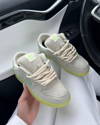 Кроссовки женские серые Nike SB Dunk Low Mummy
Женские кроссовки Найк Данк в сер. . фото 6