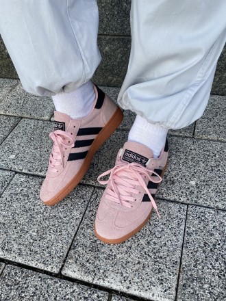 Кроссовки женские розовые Adidas Spezial Pink Black
Представляем вам женские кро. . фото 9