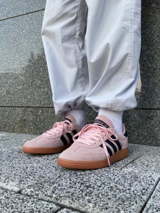 Кроссовки женские розовые Adidas Spezial Pink Black
Представляем вам женские кро. . фото 5