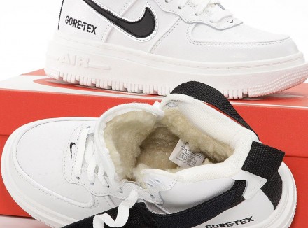 Кроссовки мужские белые зимние Nike Air Force Gore-Tex WInter Fur
Любимая многим. . фото 6