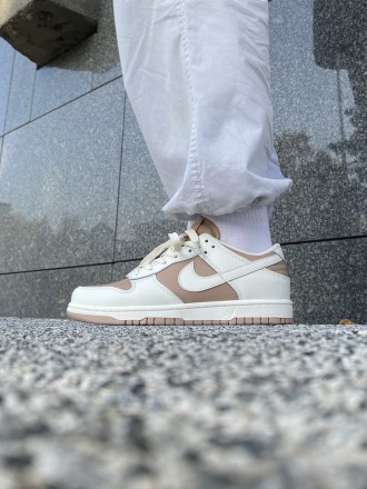 Кроссовки женские белые Nike SB Dunk Low Beige White
Женские кроссовки Найк СБ Д. . фото 3