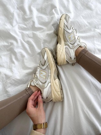 Кроссовки женские бежевые New Balance 530 'Beige Angora' MR530AA
Кроссовки New B. . фото 9