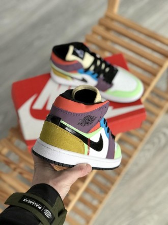 Кроссовки мужские разноцветные Jordan Retro 1 Multicolor
Невероятно стильная рас. . фото 6