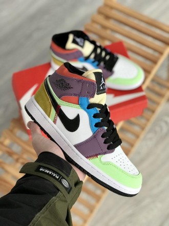 Кроссовки мужские разноцветные Jordan Retro 1 Multicolor
Невероятно стильная рас. . фото 2