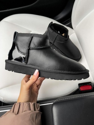 Угги женские зимние черные UGG Ultra Mini Leather Black Lacquer
Женские сапоги U. . фото 10