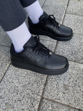 Кроссовки женские зимние черные Nike Air Force 1 Low Black Winter Fur
Кроссовки . . фото 11