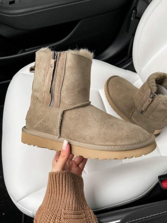 Угги женские зимние хаки UGG ZIP Mini Khaki
Женские сапоги UGG в цвете хаки уже . . фото 9