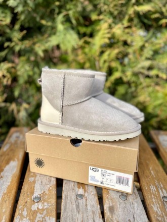 Угги женские зимние серые UGG Light Grey Metallic Suede
Женские сапоги UGG в сер. . фото 6