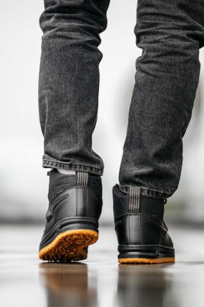 Кроссовки мужские черные зимние Nike Lunar Force 17 Duckboot black
Кроссовки муж. . фото 11