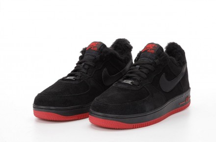 Кроссовки мужские черные зимние Nike Air Force 1 Black Fur
Черные мужские кроссо. . фото 7