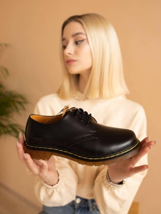 
Туфли женские черные Dr. Martens Black
Женские туфли Мартинс в классической чер. . фото 5