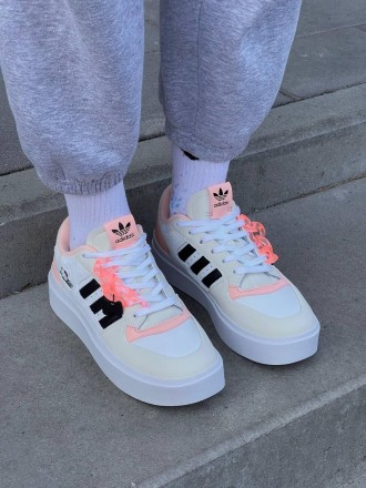 Кроссовки женские белые Adidas Forum Bonega x Hello Kitty
Женские кроссовки Адид. . фото 6