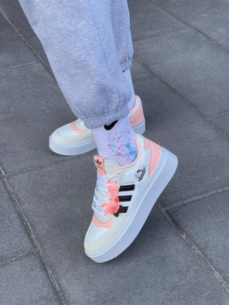 Кроссовки женские белые Adidas Forum Bonega x Hello Kitty
Женские кроссовки Адид. . фото 10